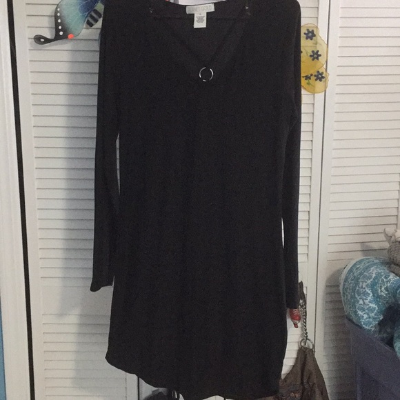 Long sleeve black dress - Picture 1 of 3